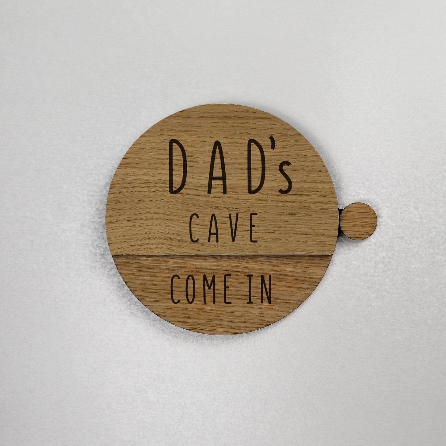 Personalized Dad's Cave Door Sign, Man Cave Gift, Dad Birthday Gift, Custom Sign for Bar Game Poker Billiard Room, Christmas Gift for Dad